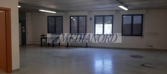 660m² Warehouse in Bergamo, Italy No. 176910 15