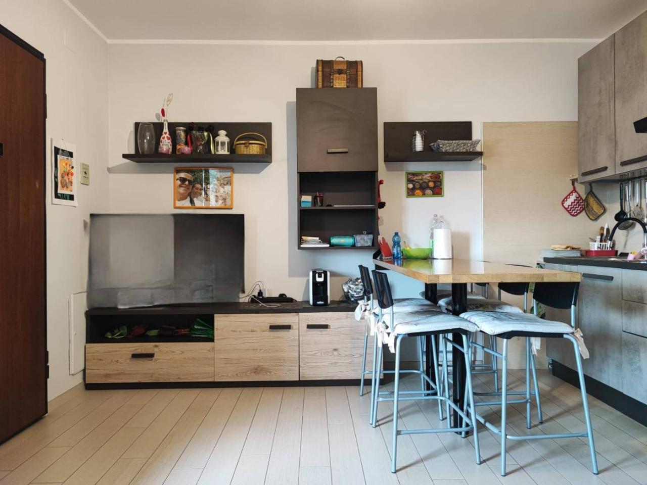 3 rooms Apartment in Reggio Emilia, Italy No. 150532