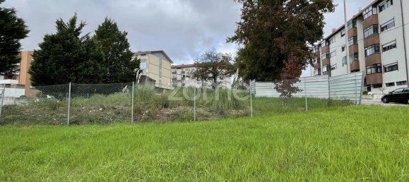 1358m² Land in Ermesinde, Portugal No. 84732 8