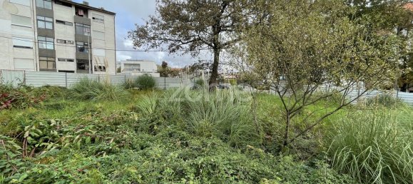 1358m² Land in Ermesinde, Portugal No. 84732 7