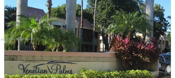 1 Schlafzimmer Gewerbliche Immobilien in Miami, USA, Nr. 614592 2