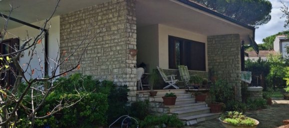 Villa de 7 dormitorios en Livorno, Italy No. 333898 2