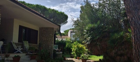 Villa de 7 dormitorios en Livorno, Italy No. 333898 9