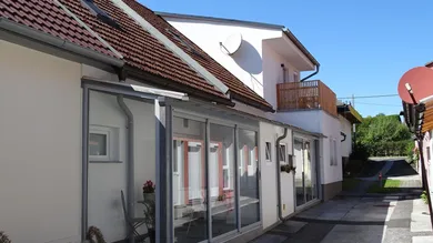 2 bedrooms Townhouse in Polfing-Brunn, Austria No. 240622