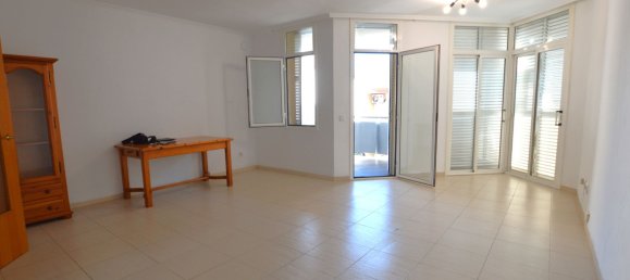 3 bedrooms Apartment in Cubelles, Spain No. 142158 2