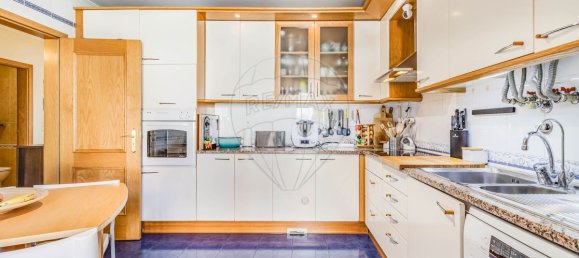 Casa de 4 dormitorios en Oeiras, Portugal No. 175929 10