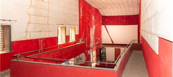 1-Zimmer Gewerbliche Immobilie in Catania, Italy, Nr. 280257 5