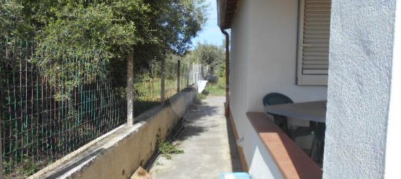 Дом с 3 комнатами в Кастельветрано, Италия № 126932 2