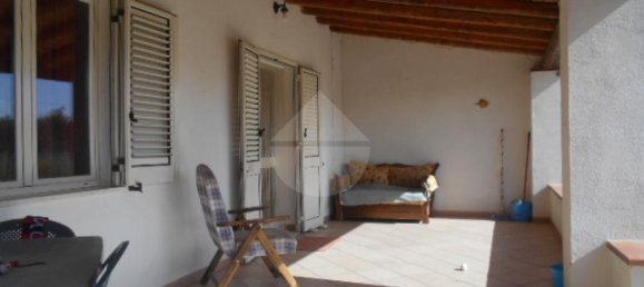 Дом с 3 комнатами в Кастельветрано, Италия № 126932 3