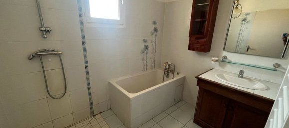 3 Schlafzimmer Haus in Creuse, France, Nr. 335658 5