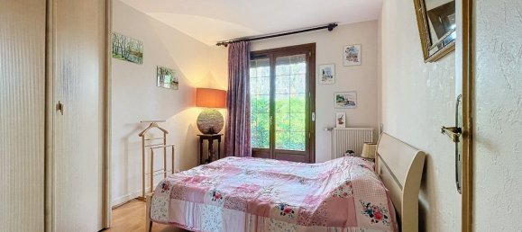 5 bedrooms House in Boismorand, France No. 48104 16