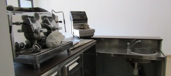 Propriété commerciale à San Felice sul Panaro, Italy 185m² No. 64002 10