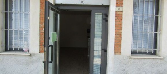 Propriété commerciale à San Felice sul Panaro, Italy 185m² No. 64002 3