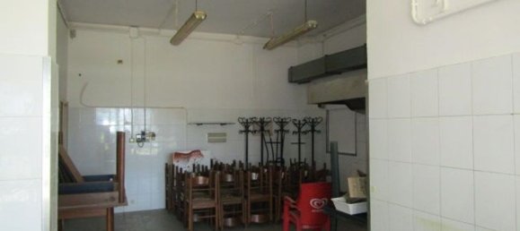 Propriété commerciale à San Felice sul Panaro, Italy 185m² No. 64002 18