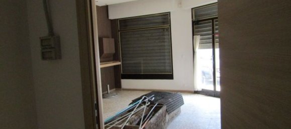 Propriété commerciale à San Felice sul Panaro, Italy 185m² No. 64002 12