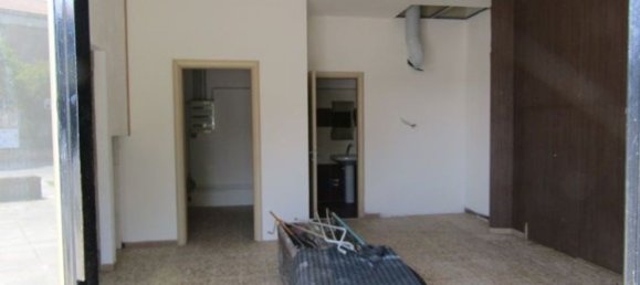 Propriété commerciale à San Felice sul Panaro, Italy 185m² No. 64002 16