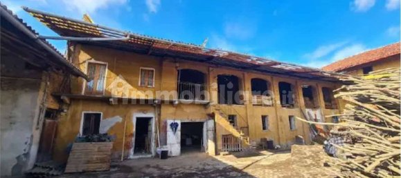 Casa de 5 divisões em Cirié, Italy N.º 211840 3