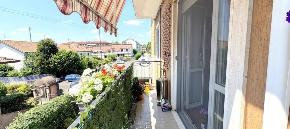 Квартира с 1 спальней в Чезате, Италия № 378679 3