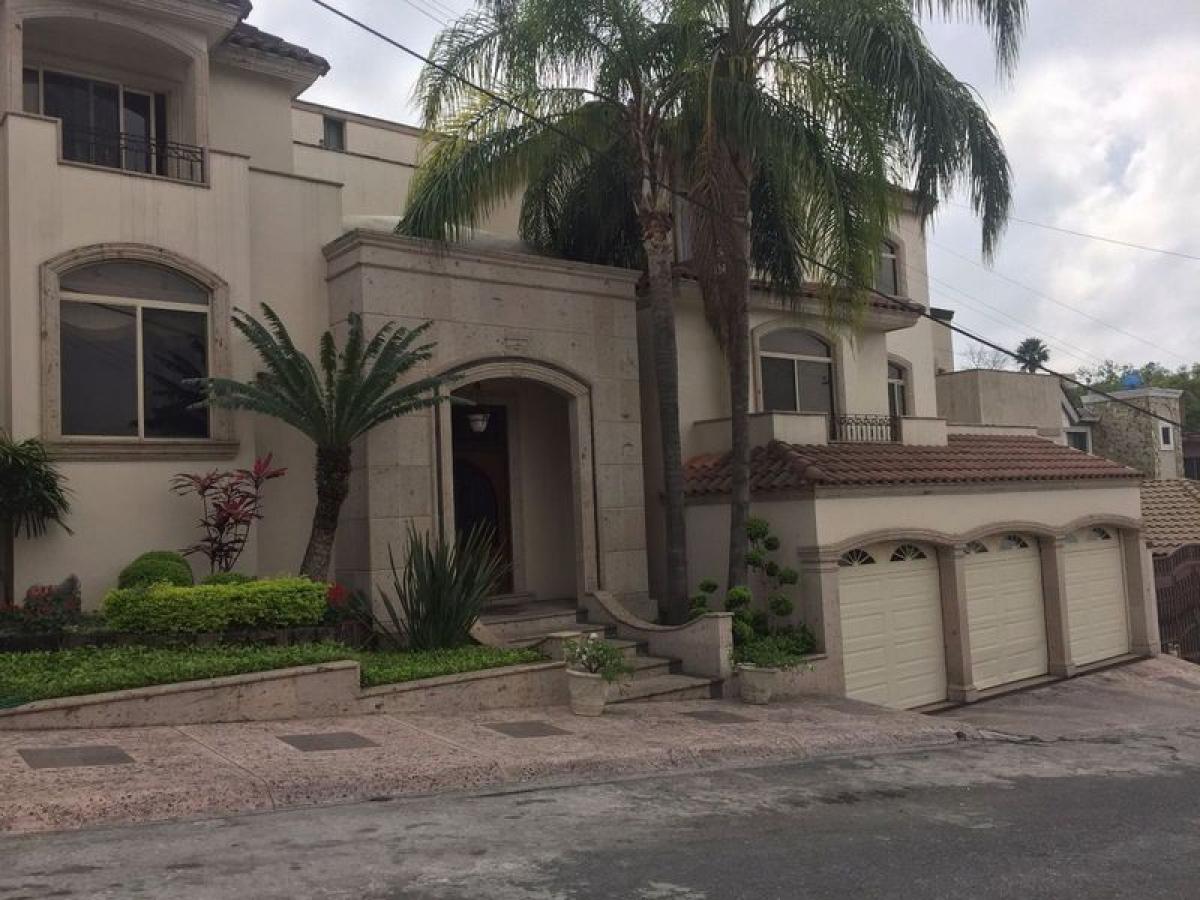 4 bedrooms House in Nuevo Leon, Mexico No. 161681