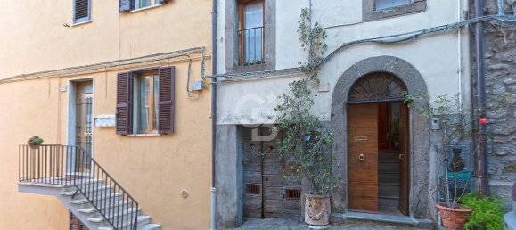 Apartamento de 4 habitaciónes en Viterbo, Italy No. 175461 3