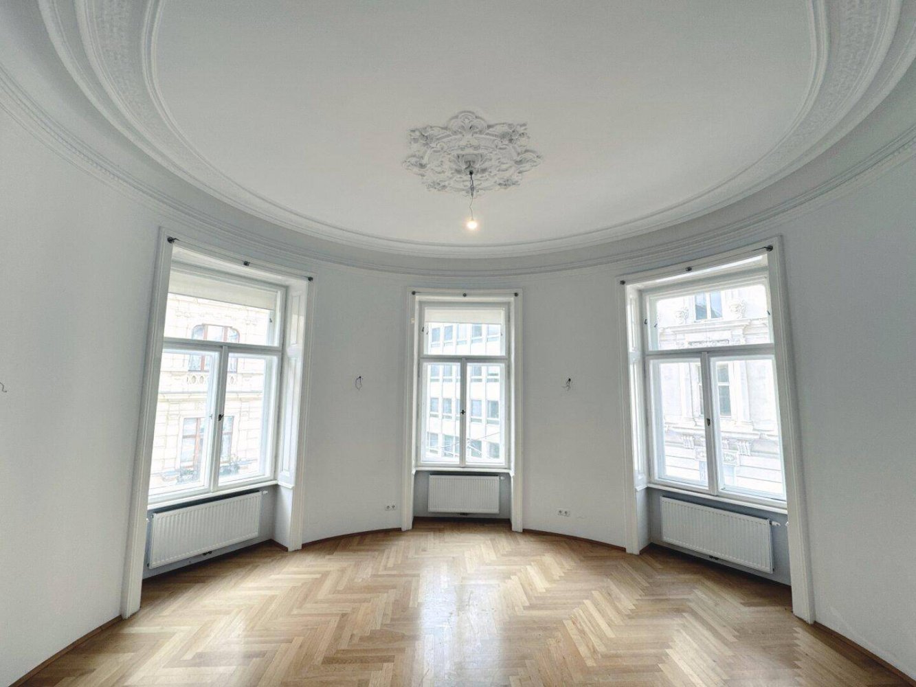 4 rooms Apartment in Wieden, Austria No. 184283