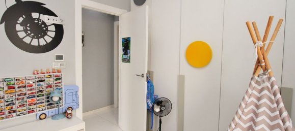 5 bedrooms Villa in Alicante, Spain No. 176118 2