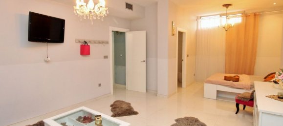 5 bedrooms Villa in Alicante, Spain No. 176118 12