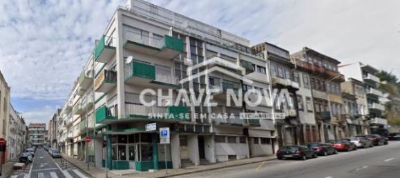 156m² Building in Porto, Portugal No. 31751 6