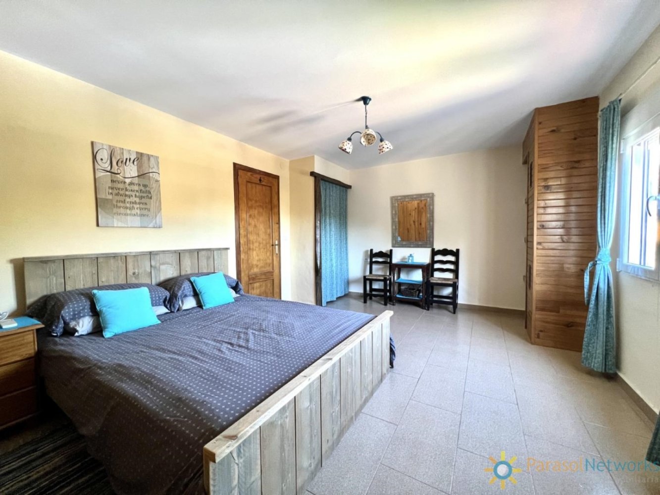 6 chambres Maison à L'Olleria, Spain No. 89889