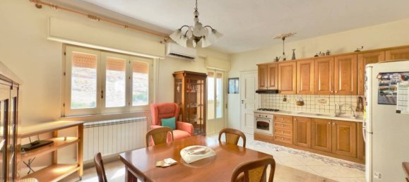 3 غرف نوم شقة في Capaci, Italy رقم 360232 11