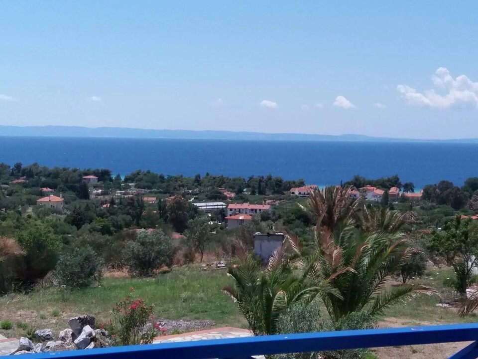 Недвижимость с 2 спальнями в Халкидики, Греция № 2057