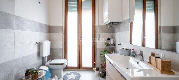 4 rooms Apartment in Salsomaggiore Terme, Italy No. 7016 9