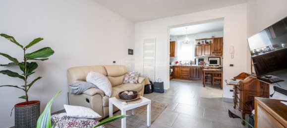 4 rooms Apartment in Salsomaggiore Terme, Italy No. 7016 4