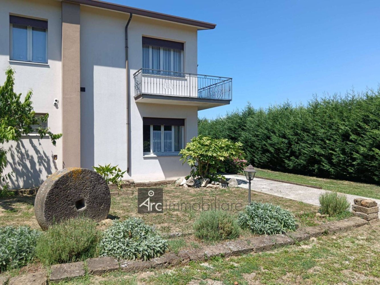4 bedrooms Villa in Camisano Vicentino, Italy No. 278297