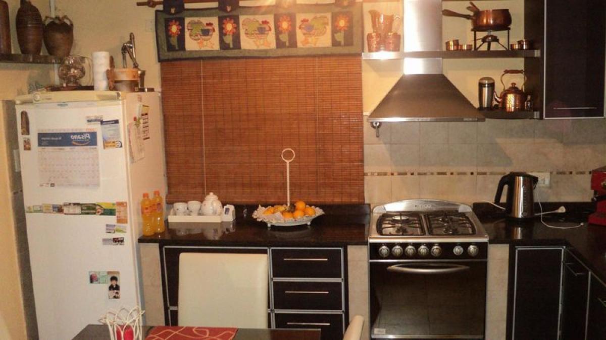 2 bedrooms House in Merlo, Argentina No. 11357