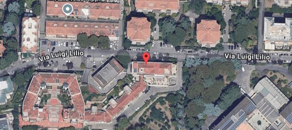 4 rooms Apartment in Rome, Italy No. 196956 2