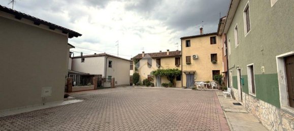 2 bedrooms Apartment in Montecchio Maggiore, Italy No. 272456 25