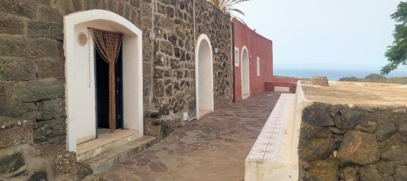 6 bedrooms House in Pantelleria, Italy No. 214001 19