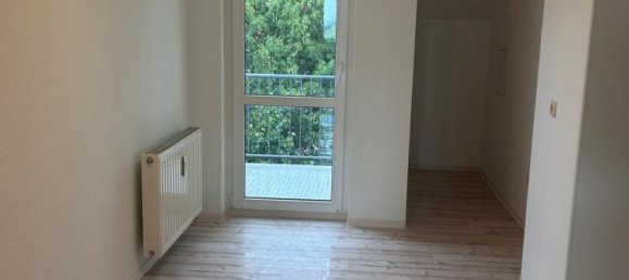 2 rooms Building in Plauen, Germany No. 304209 2