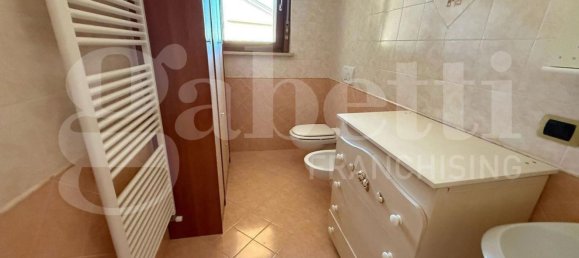 3 Schlafzimmer Wohnung in Bastia Umbra, Italy, Nr. 324196 14