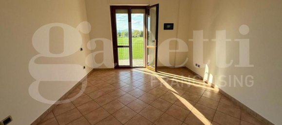 3 Schlafzimmer Wohnung in Bastia Umbra, Italy, Nr. 324196 11