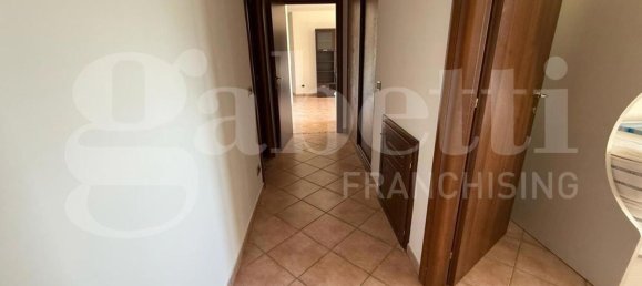 3 Schlafzimmer Wohnung in Bastia Umbra, Italy, Nr. 324196 8