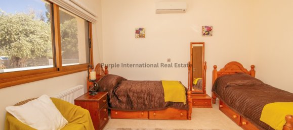 5 bedrooms Villa in Psematismenos, Cyprus No. 1013 14