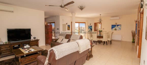 5 bedrooms Villa in Psematismenos, Cyprus No. 1013 10