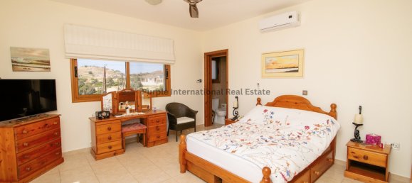 5 bedrooms Villa in Psematismenos, Cyprus No. 1013 9