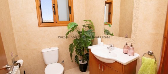 5 bedrooms Villa in Psematismenos, Cyprus No. 1013 24