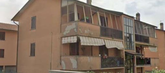 5-salle Appartement à Caselle Lurani, Italy No. 290999 4