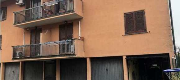 5-salle Appartement à Caselle Lurani, Italy No. 290999 2