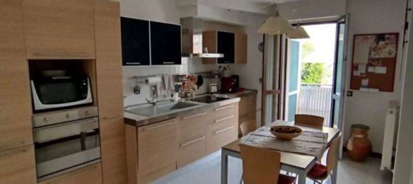 6-Zimmer Wohnung in Udine, Italy, Nr. 297200 2