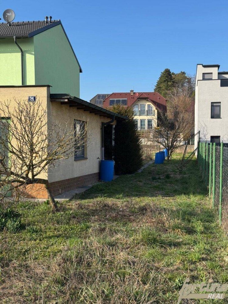 617m² Land in Spillern, Austria No. 20135